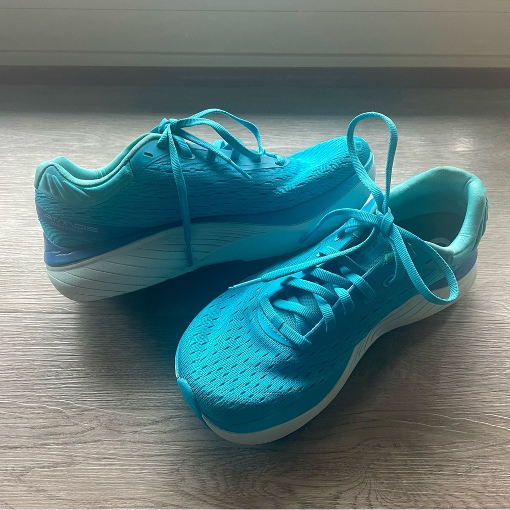 Topo Athletic Atmos Size 7.5 Women’s Road Running Shoes